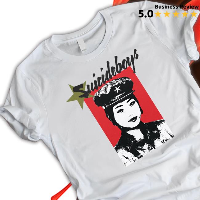 Official G59 The Nuclear Race Is Female Tee Shirt Official G59 The Nuclear Race Is Female Tee Shirt