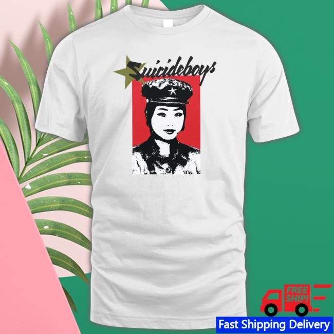 Official G59 The Nuclear Race Is Female Tee Shirt Official G59 The Nuclear Race Is Female Tee Shirt